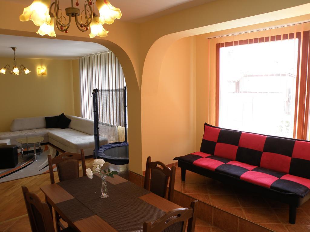 Apartments Kaloyan ヴェリコ・タルノヴォ エクステリア 写真